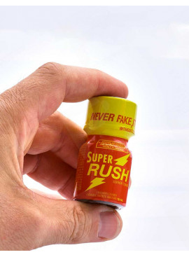 Super Rush 10 ml im Hand