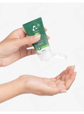 Easyglide Anal Gleitgel Bio 98% Natural 100 ml mit hand