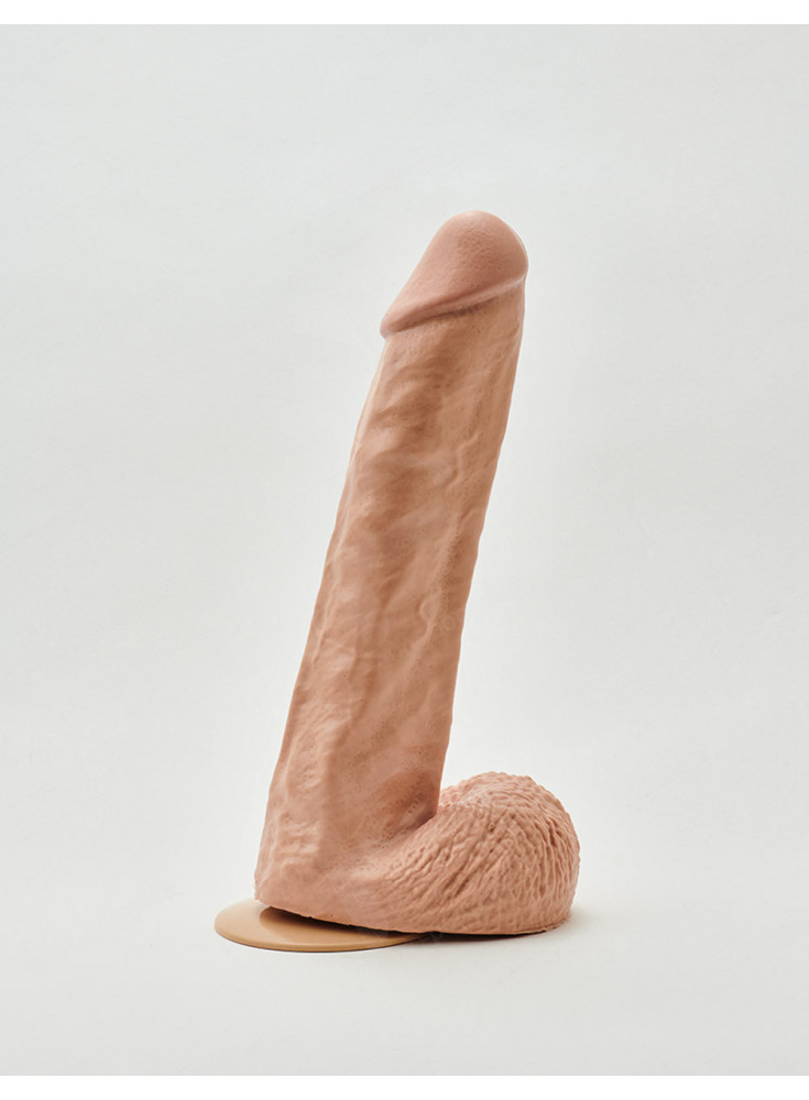 Hung'R Bruno Flesh Dildo mit Saugnapf 36 cm