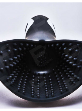 Rebel Strong Vibrating Masturbator innen