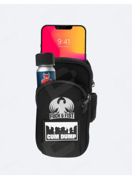 Darklands Fuck Bag TAG Cum Dump platz für accessoires und smartphone